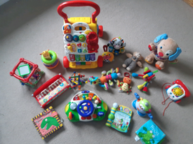 pink reversible city and train table set